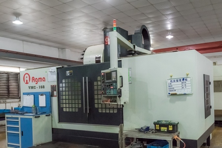 AGMA168 -Vertical CNC